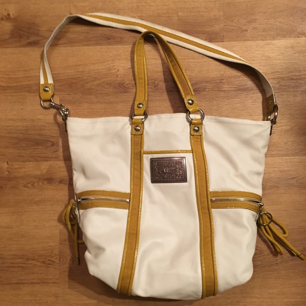 Coach Poppy White Leather and Yellow Purse